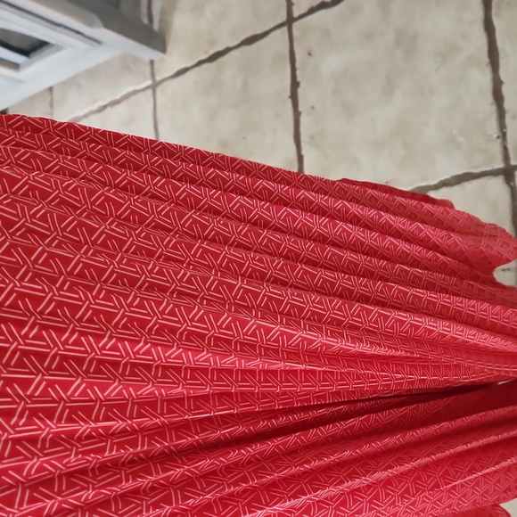 Banana Republic 2/$10 - Picture 3 of 7